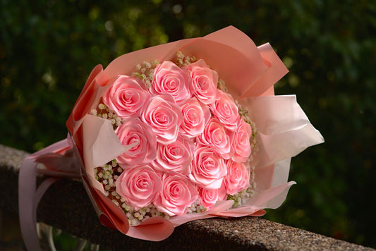 15 Piece Eternal Roses with Gypsy (Crush Overload)— Glitter-Free