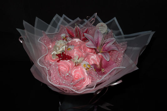 Luxury Signature Pink Roses